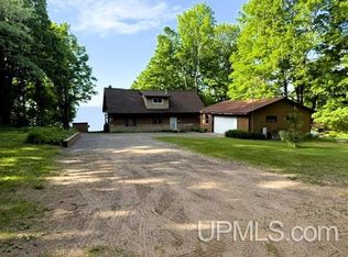 16844 Goose Ln, Bergland Township, MI 49910