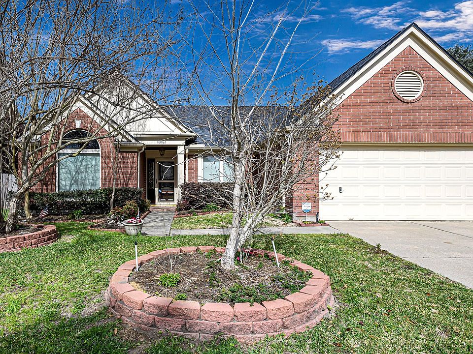 1st image of 18062 Golden Ridge Dr