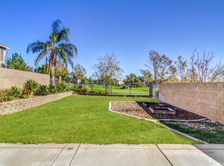 6147 Bel Air Dr, Fontana, CA 92336