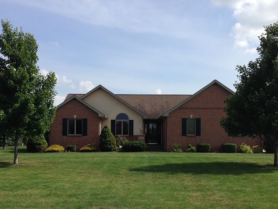 22165 W. Red Clover Lane