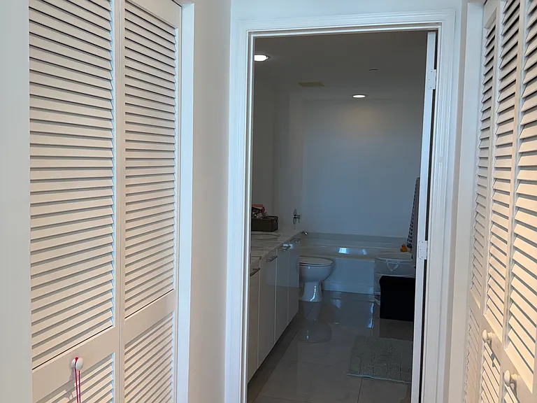 951 Brickell Ave #2006 — Photo 32