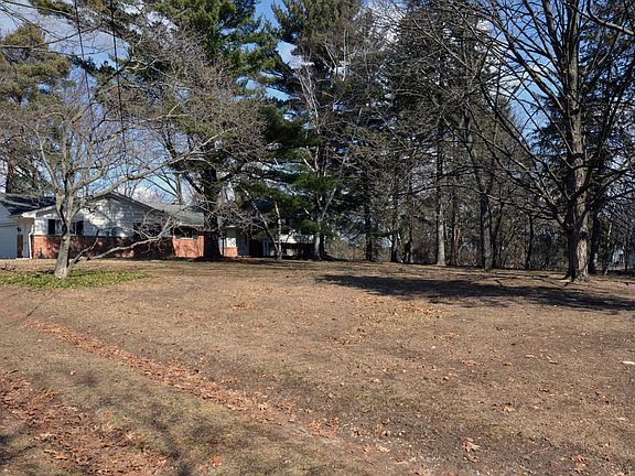 5th image of 3340 Three Lakes Ln