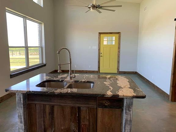 2nd image of 3015 Dacy Ln