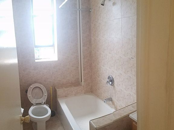 3rd image of 2522 Bedford Ave APT 3B