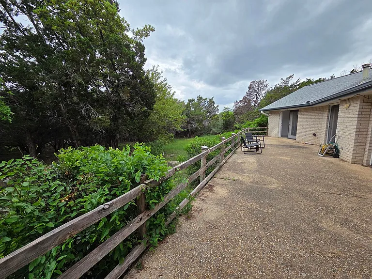 335 Goat Creek Rd — Photo 11