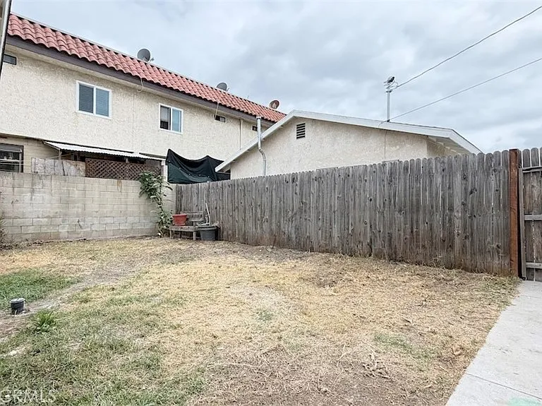 3820 W Valencia Dr — Photo 17