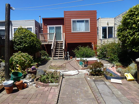 4th image of 770 48th Ave