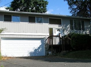 2911 SW 97th Ct, Seattle, WA 98126