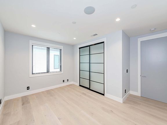 5th image of 18538 Amie Ave