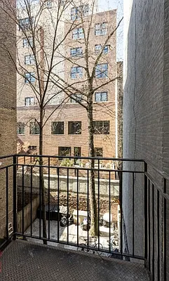 Rented by United Realty Group Unlimited | media 17