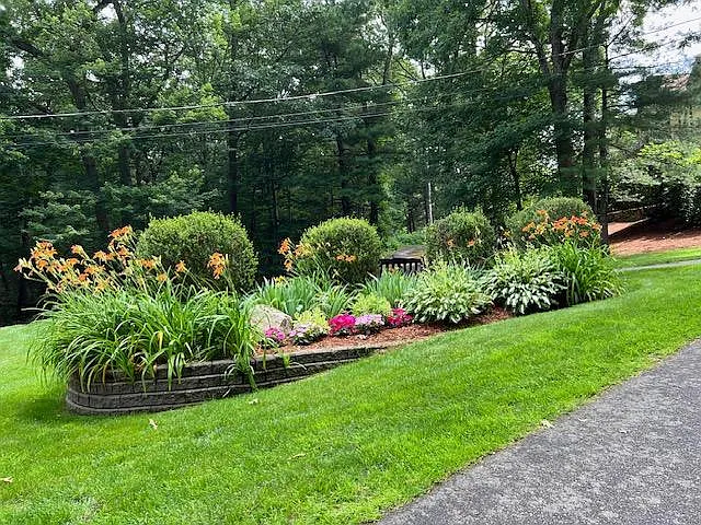 Hillcrest Village — Photo 15