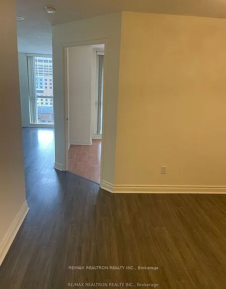 736 Bay St #1505 — Photo 12