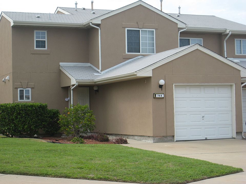1st image of 11001 D St