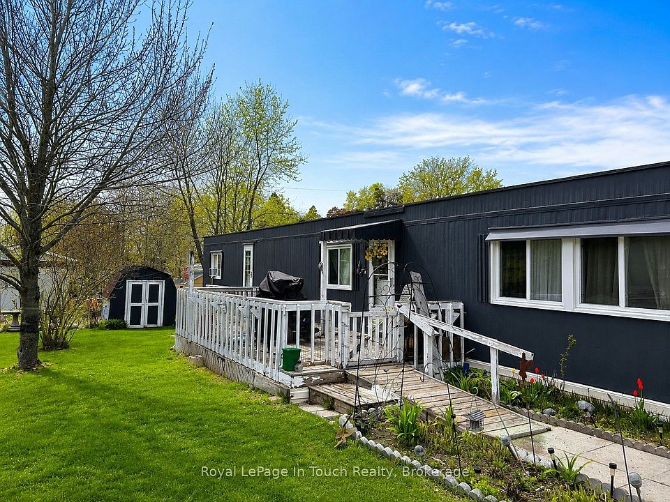 2nd image of 38 Northland Rd