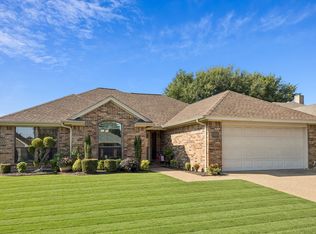 4310 Fox Ct, Arlington, TX 76001