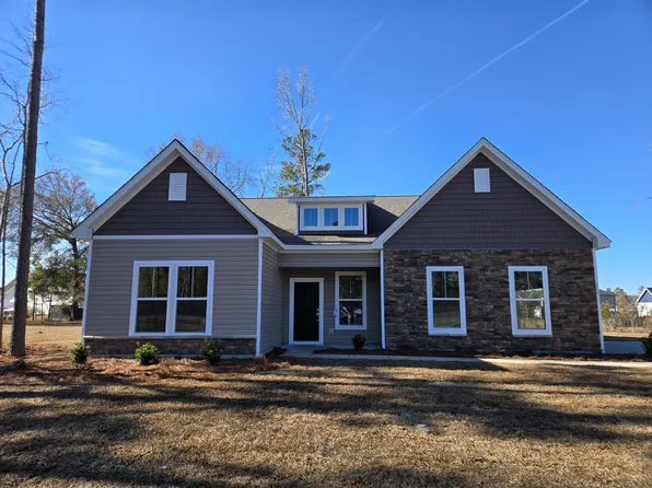 124 Augusta Pass Dr, Ridgeville, SC 29472