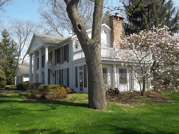 4th image of 2101 Greenleaf Blvd