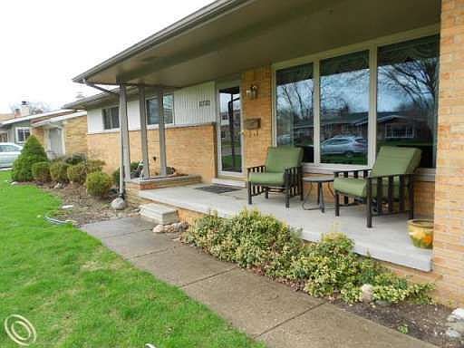 3rd image of 8730 Kidley Dr