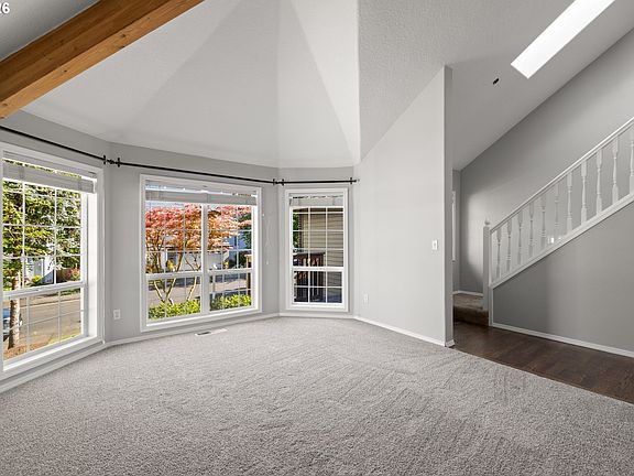 5th image of 15350 SW Firtree Dr