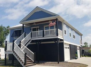 372 Calhoun Dr, Murrells Inlet, SC 29576