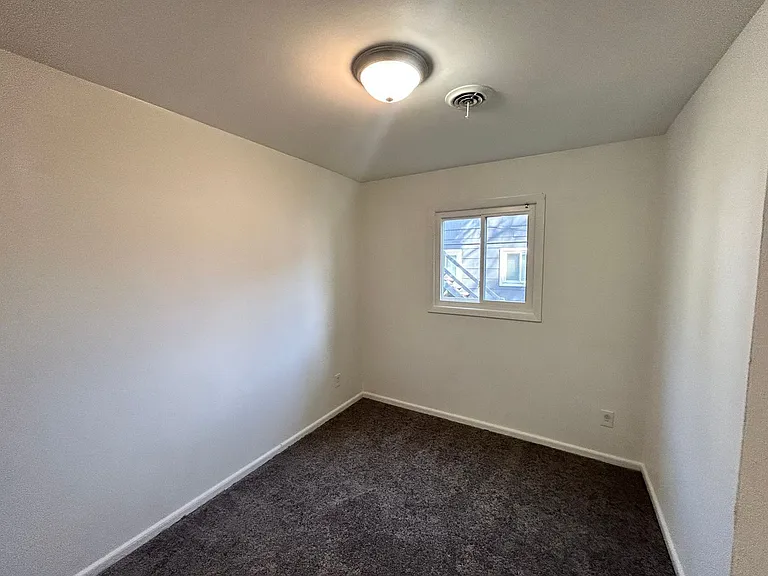 3303 Branch Ave — Photo 12