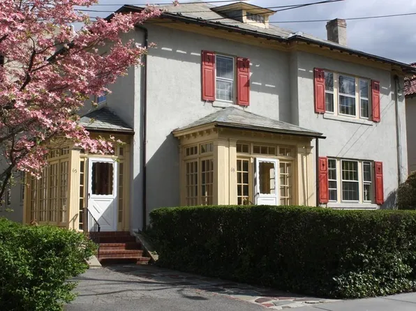 63 Green St #65, Brookline, MA 02446