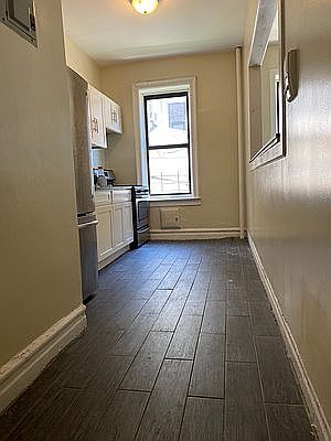 1st image of 78 Hawthorne St #12