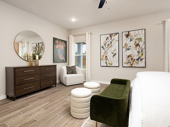 5th image of 13531 Henri Castro Way