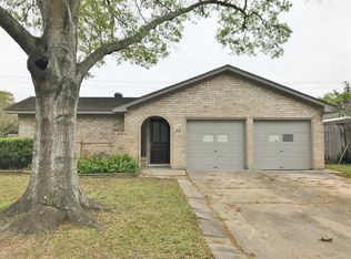 1519 Alderbrook Dr, Sugar Land, TX 77498