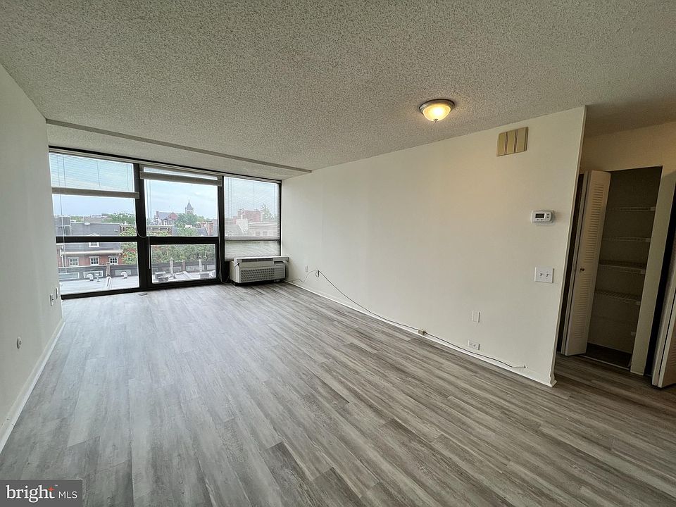 1st image of 241 S 6th St APT 611A