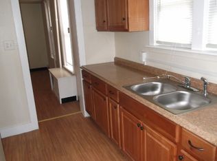 426 N 10th St #1, Allentown, PA 18102