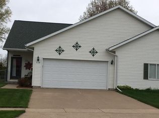 136 Greenfield Ln, West Salem, WI 54669