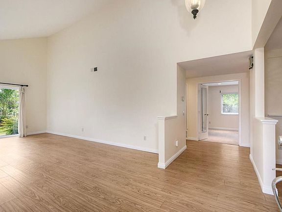 2nd image of 1729 Gascony Rd