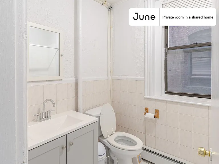 5 Linden St #A — Photo 6
