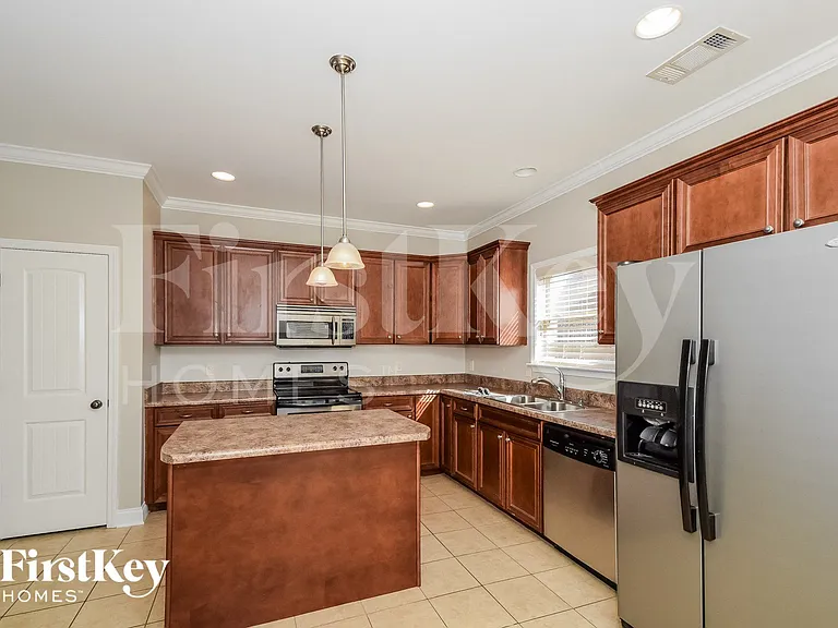 7706 Authur Dr — Photo 8