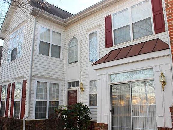 2nd image of 20962 Albion Ln