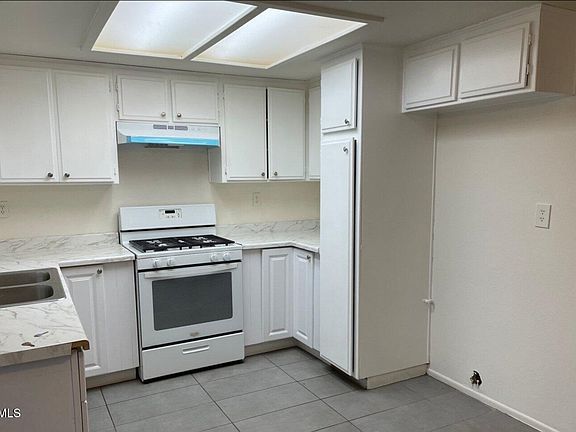 4th image of 324 East Ave #Q7-324c