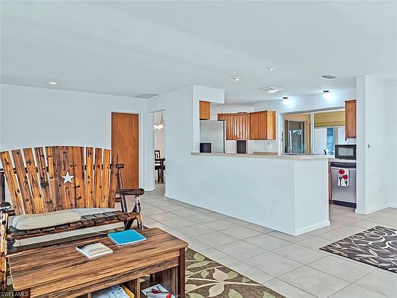 4th image of 5324 Pelican Blvd
