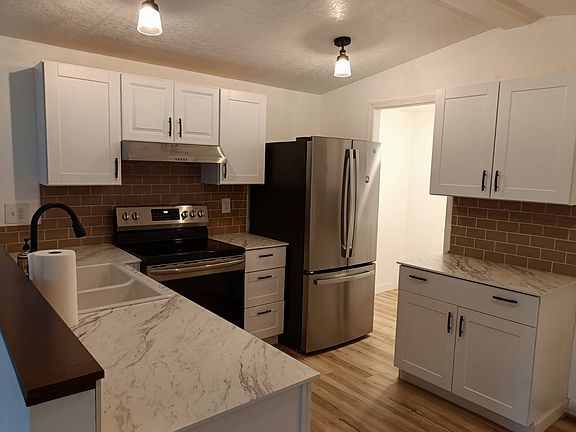3rd image of 1400 S Elm St Unit 48