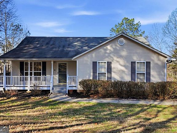 2nd image of 1139 Davis Rd W