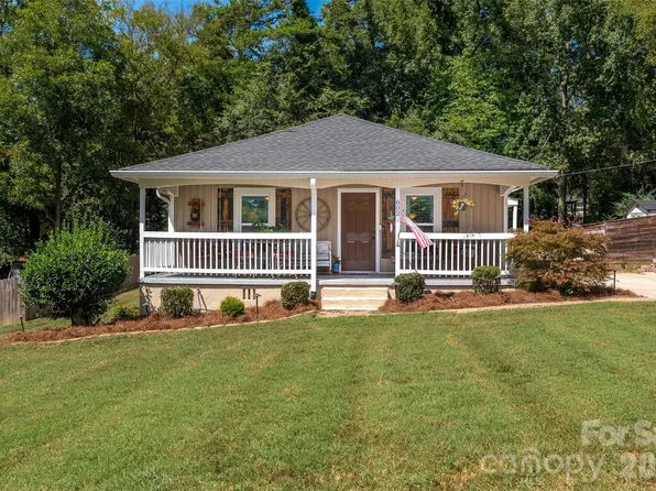 802 Fargo Dr SW, Concord, NC 28027