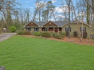 1082 Oak Grove Cir, Lawrenceville, GA 30043