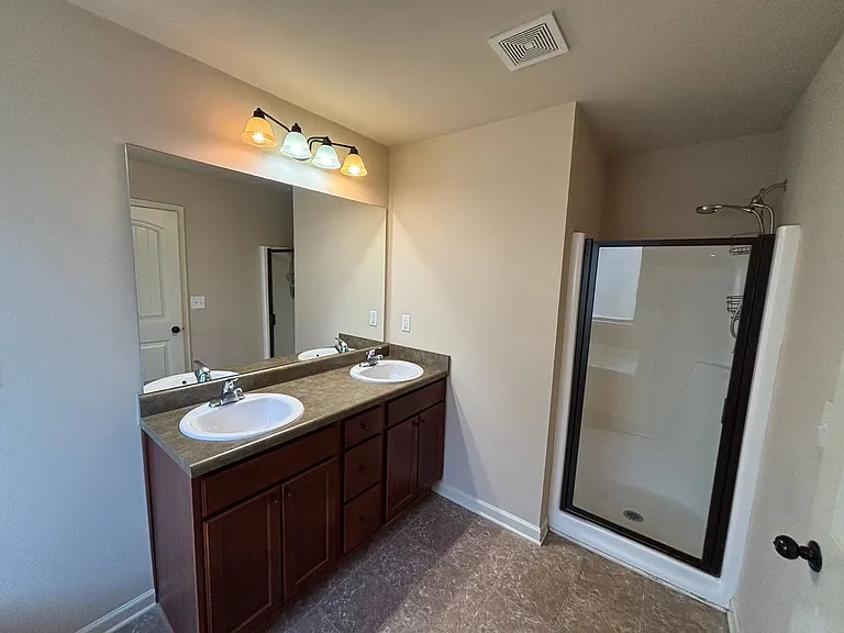 1322 Ingersoll Dr — Photo 28