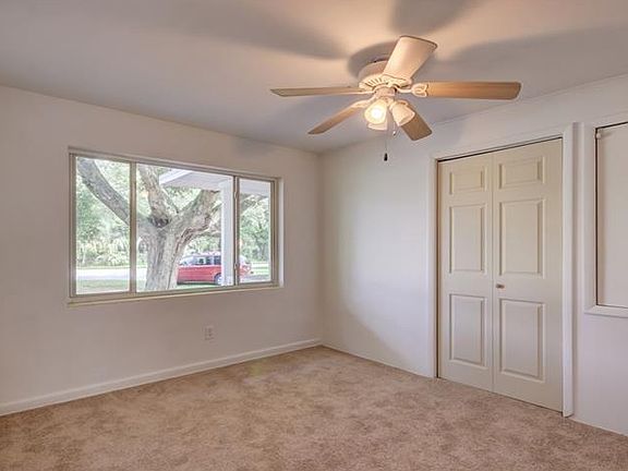 4th image of 1700 Pine Ave