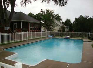 421 Meadow Ridge Dr, Tallahassee, FL 32312