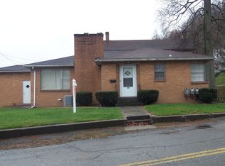 317 Marland Heights Rd, Weirton, WV 26062