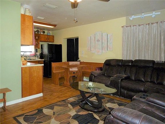 4th image of 5235 Flamingo Dr
