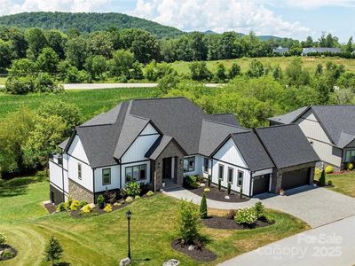 465 Daniel Circle Dr, Mills River, NC, 28759