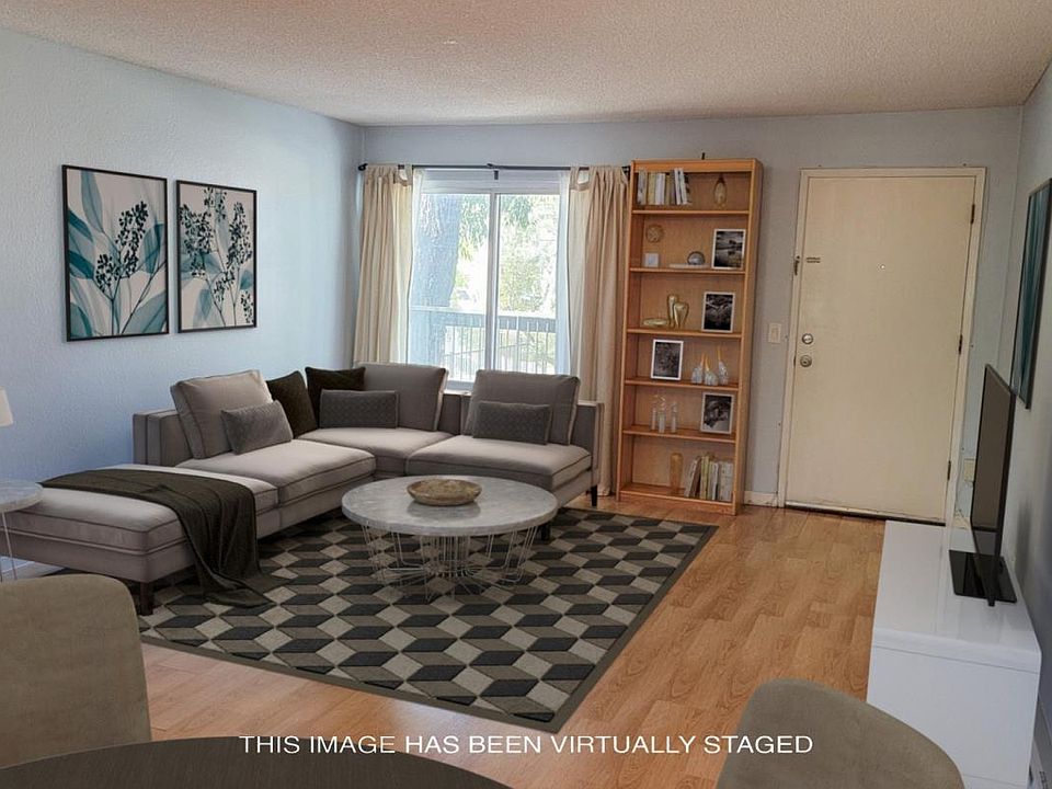 1st image of 1126 Cherry Ave APT 12