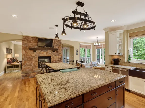 409 Shadowdale Ln, Rolesville, NC 27571